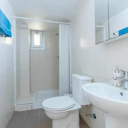 Island Time Apartman